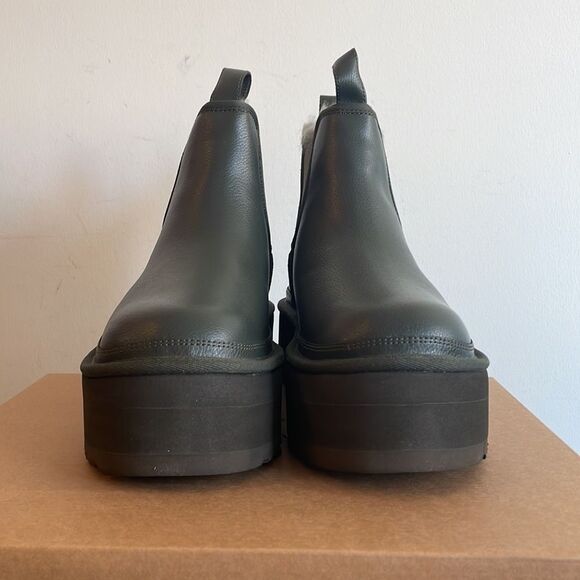 UGG Neumel Platform Chelsea Boots Forest Night Women Size 9 - Picture 5 of 15